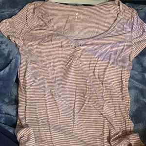 very cute v neck shirt